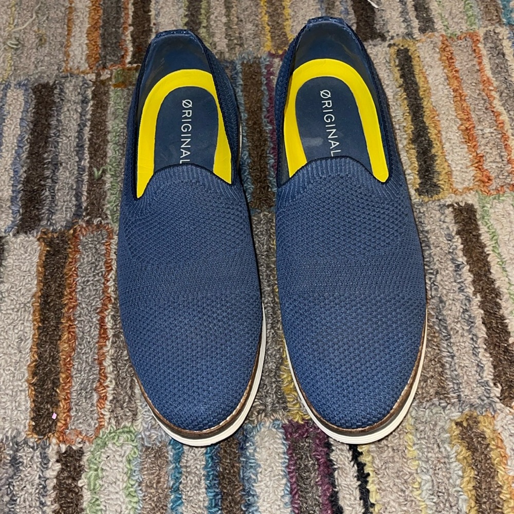Cole Haan Grand OS Sneakers Women’s 10B Blue